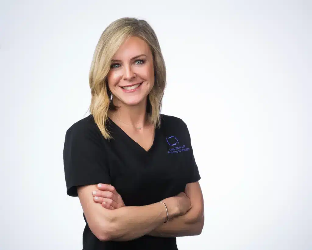 006 Lisa Taylor Office Headshot 2048x1638.jpg